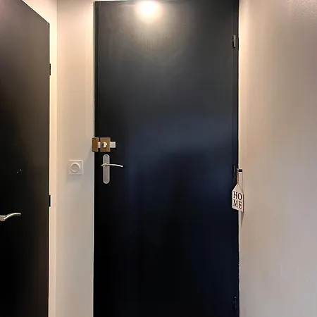 Le Cosy, Charmant Studio 아파트